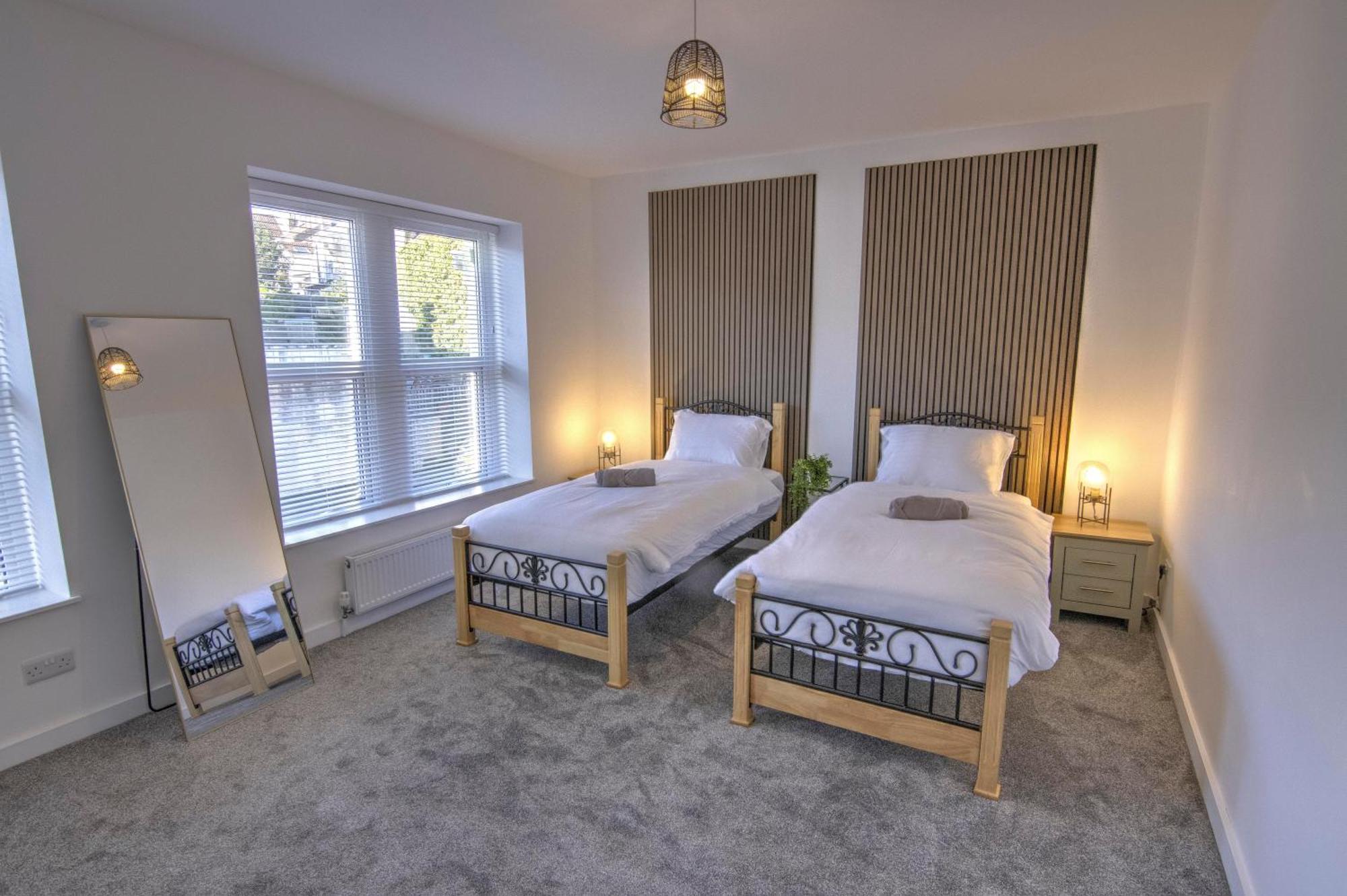 Stunning Brand New Home In St George Bristol Zewnętrze zdjęcie